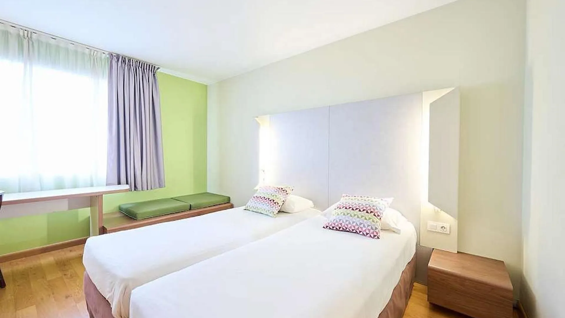 Hotel Travelodge Bcn Cornella Fira Cornella de Llobregat